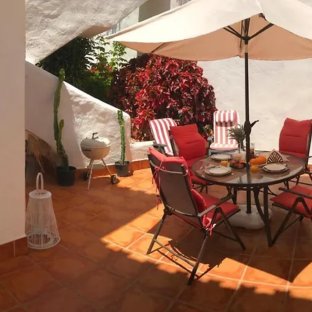 Benalgolf Lovely In With Sea Views, Excellent Wifi Connection, Private Backyard With Bbq Appartement Benalmádena