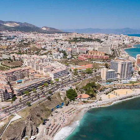 Appartement Benalgolf Lovely In With Sea Views, Excellent Wifi Connection, Private Backyard With Bbq