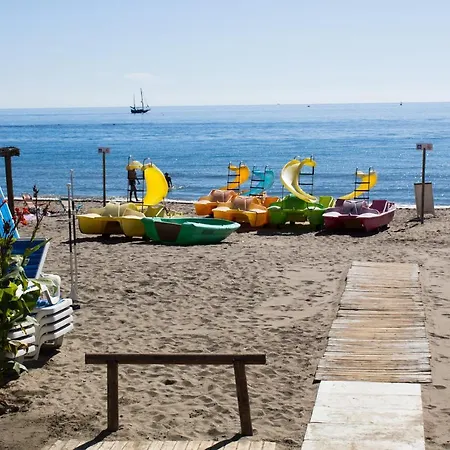 Benalgolf: Seaside With Private Bbq Backyard * Benalmadena