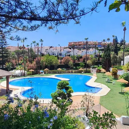 Benalgolf: Seaside With Private Bbq Backyard Benalmadena
